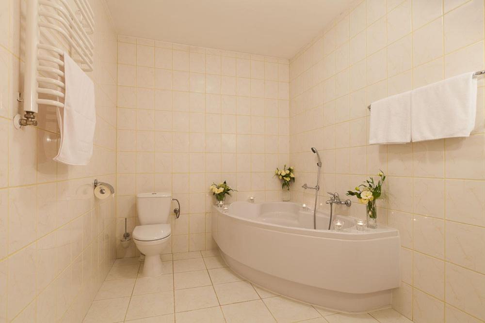 Apart Hotele Częstochowa Kamer foto